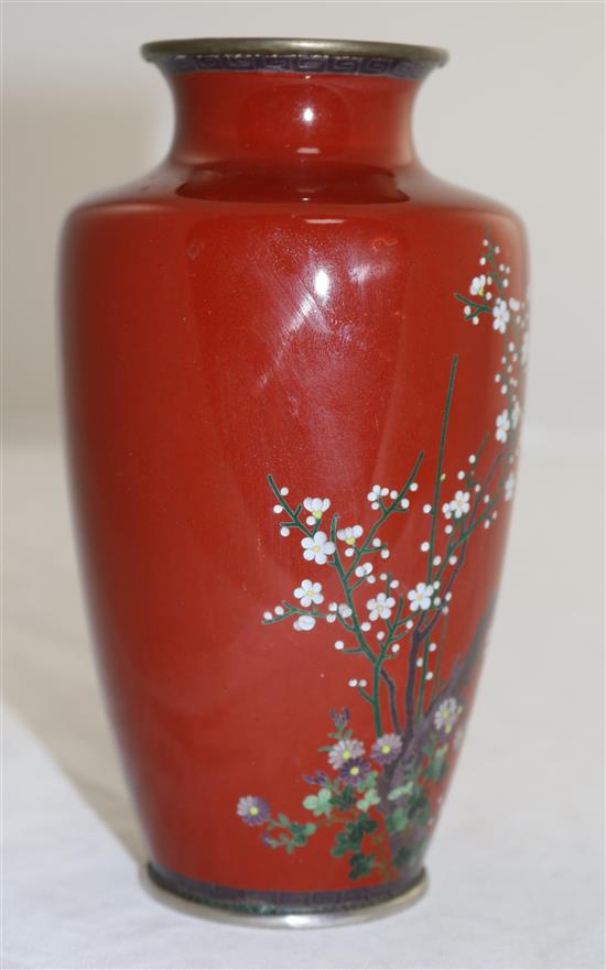 A Japanese silver wire cloisonné enamel vase, early 20th century, 15cm